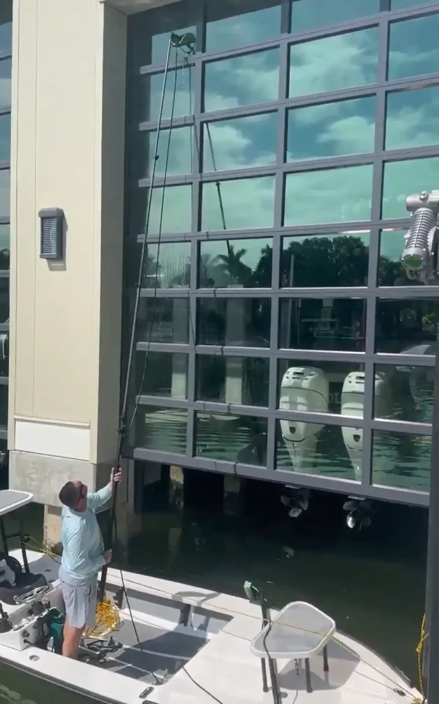 Commercial Window Cleaning Bonita Springs FL